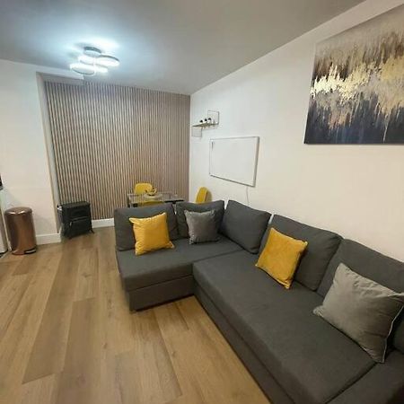 Broadway Suite - Newly Refurbished Stylish Apartment With Free Private Parking - Great Location 버밍엄 외부 사진