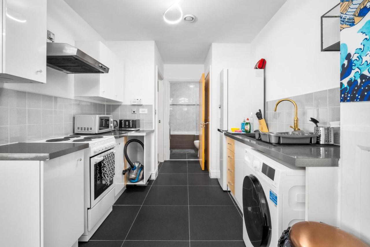 Broadway Suite - Newly Refurbished Stylish Apartment With Free Private Parking - Great Location 버밍엄 외부 사진